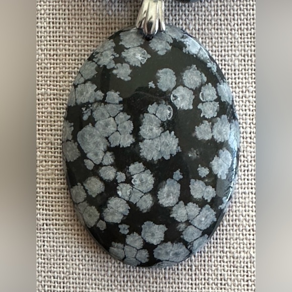 22-1/2 inch Snowflake Obsidian Gemstone bead necklace NWOT - Picture 7 of 10